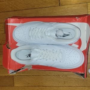 Women's Nike Court Vision Low, white, size 11, never worn.